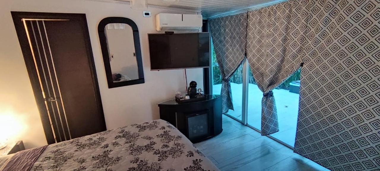 La Romantica Bed & Breakfast Contadora Island Exterior foto